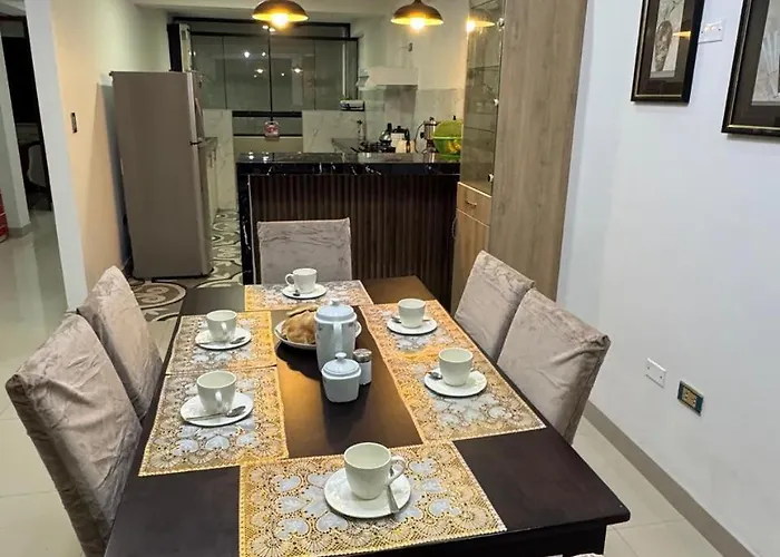 Ali Wasi Apartment *